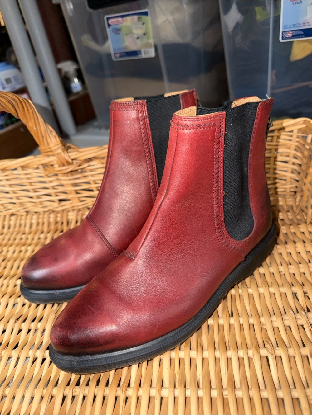 Dr. Martens Men's Burgundy Leather Chukka Boots